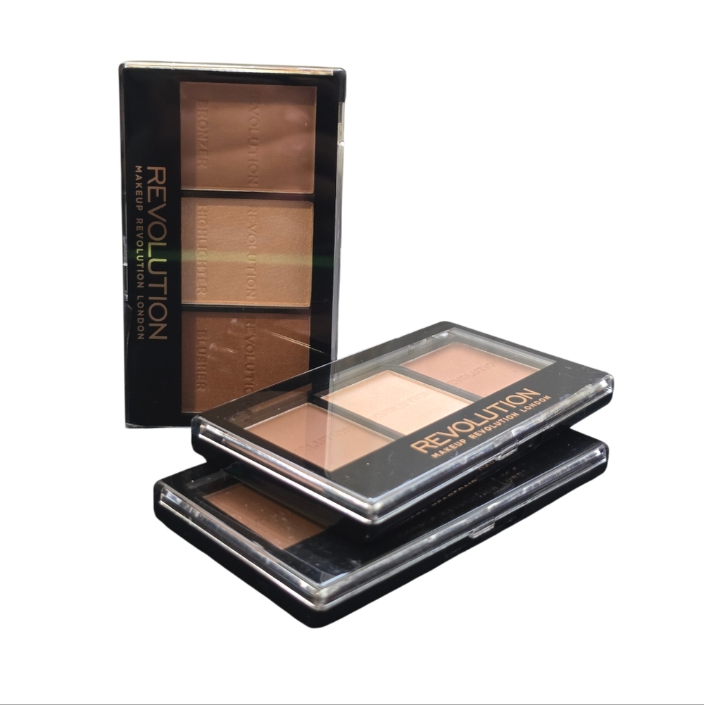 Makeup Revolution Ultra Sculpt & Contour Kit-Bronzer,highlighter,blusher- 1 Pc